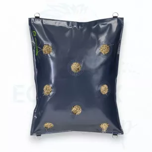 Fluffy Feeder - distributeur de foin slowfeeder