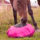 Fluffy Feeder - distributeur de foin slowfeeder