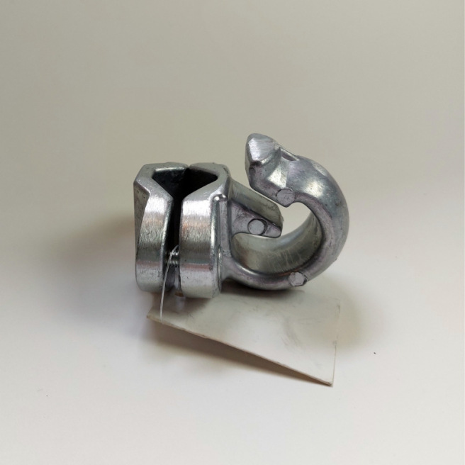 Crochet sécurisé pour suspendre un filet à foin,... Crochet sécurisé pour suspendre un filet à foin,...