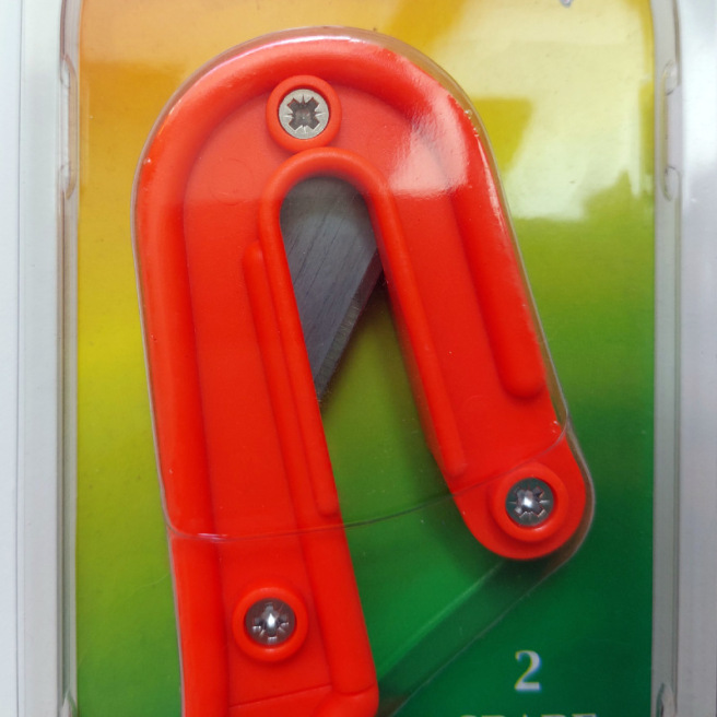 Coupe-ficelle pour ballots