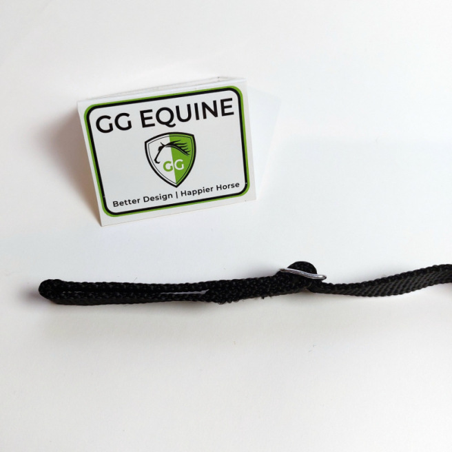 Lanière de chanfrein pour soutenir la muserolle du licol